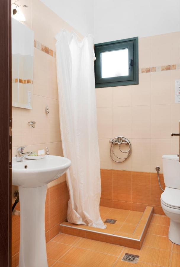 Limnaio Hotel Chrysohorafa Luaran gambar